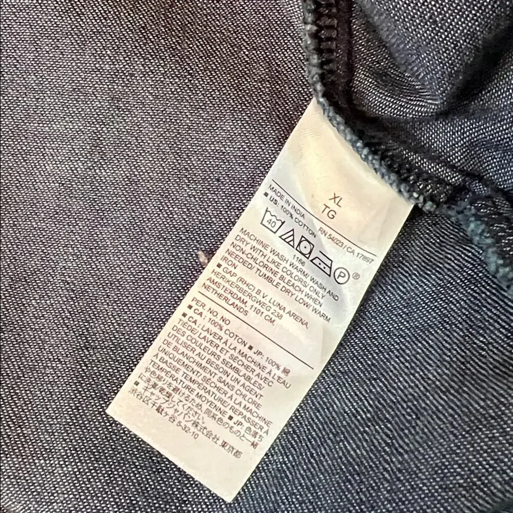 Banana Republic women’s shirt fitted denim chambray long sleeve Button-Up Shirt - Picture 6 of 7